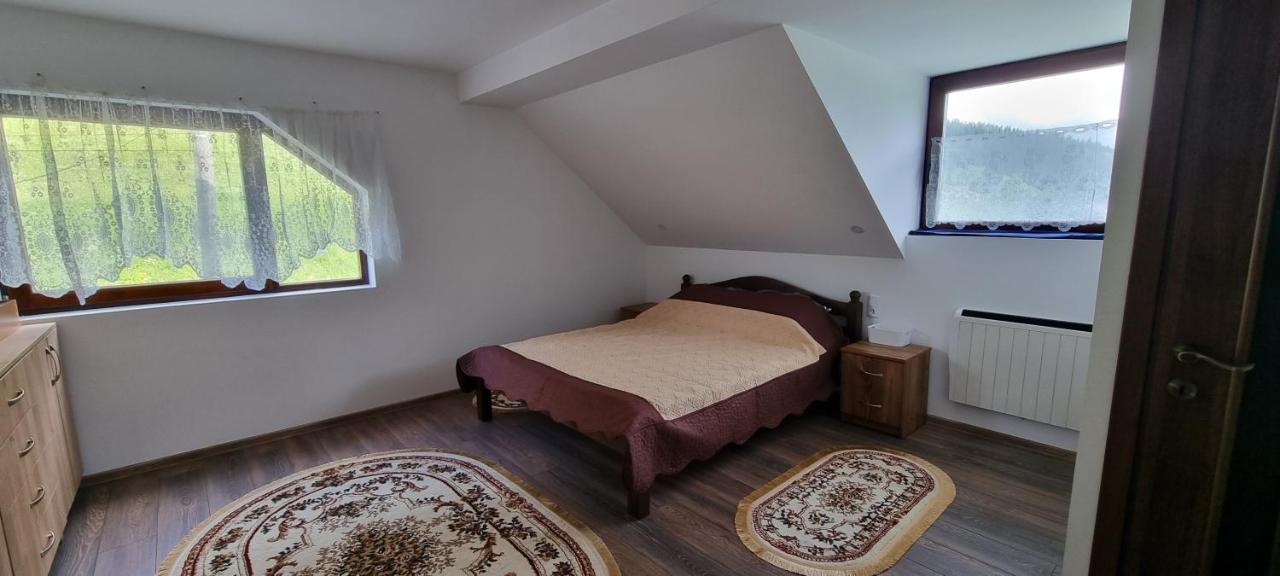 Karacsony Guest House Lunca de Sus Eksteriør bilde