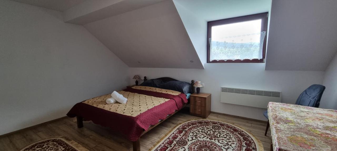 Karacsony Guest House Lunca de Sus Eksteriør bilde